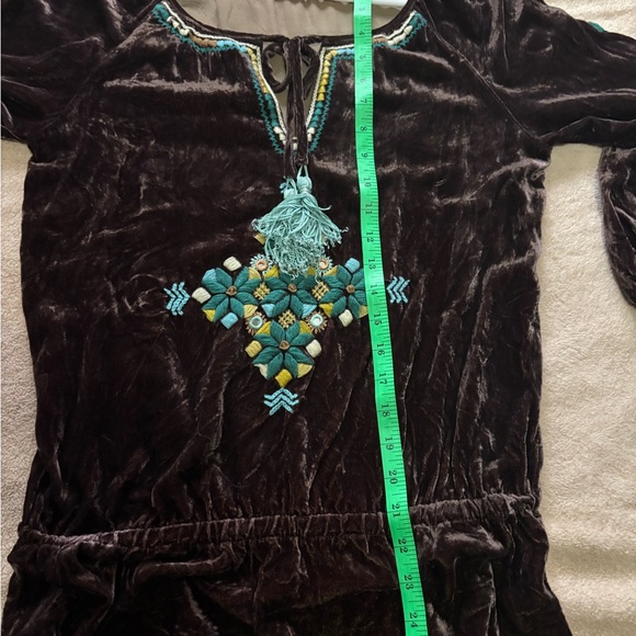 Double D Ranch Brown Velvet Blouse with Turquoise Embroidery - Picture 7 of 8